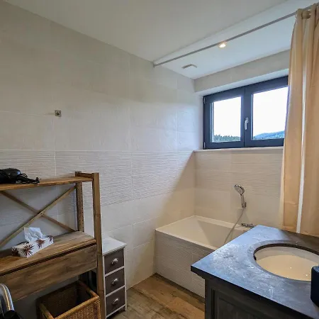 Semesterbostad Maison Paisible A Avec Terrasse, Flipper Et Parking Prive - Fr-1-589-598